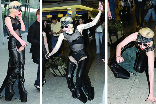 Lady Gaga loves dangerous shoes… but then she falls!