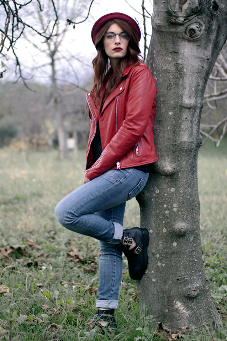 Mango, Mango red leather jacket, Giacca di pelle rossa Mango, skinny Jeans Miss sixty, veronica ferraro per deichmann, outfit blogger, rouge noir, pur red L'Oreal Paris, Felpa Hanita, fashion blogger Laura manfredi, Outit of the day, outfit autunnale,