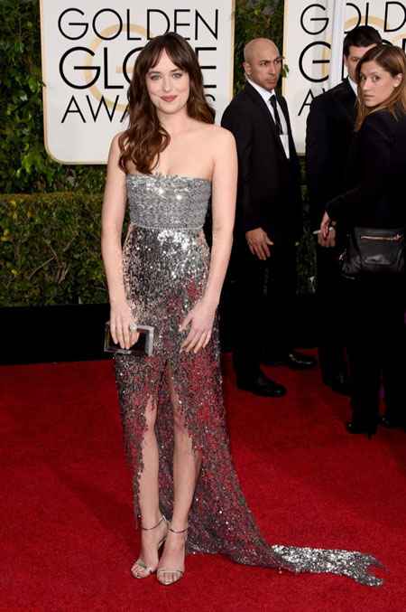 Dakota Johnson in Chanel,