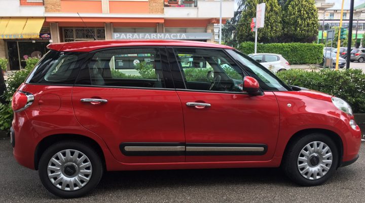 Fiat 500L: l’ auto perfetta per le mamme [video]