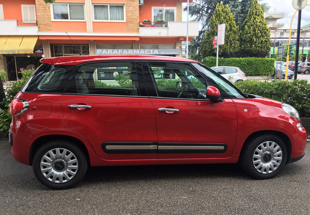 Fiat 500L: l’ auto perfetta per le mamme [video]