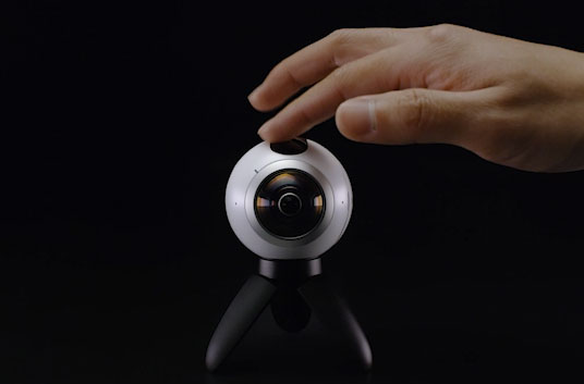 Samsung Gear 360: fatti un roundie!