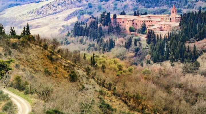 I paesaggi più belli della Toscana: Asciano e le crete senesi